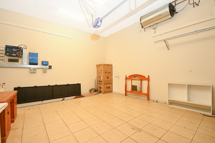 5 Bedroom Property for Sale in Greenways Golf Estate Western Cape